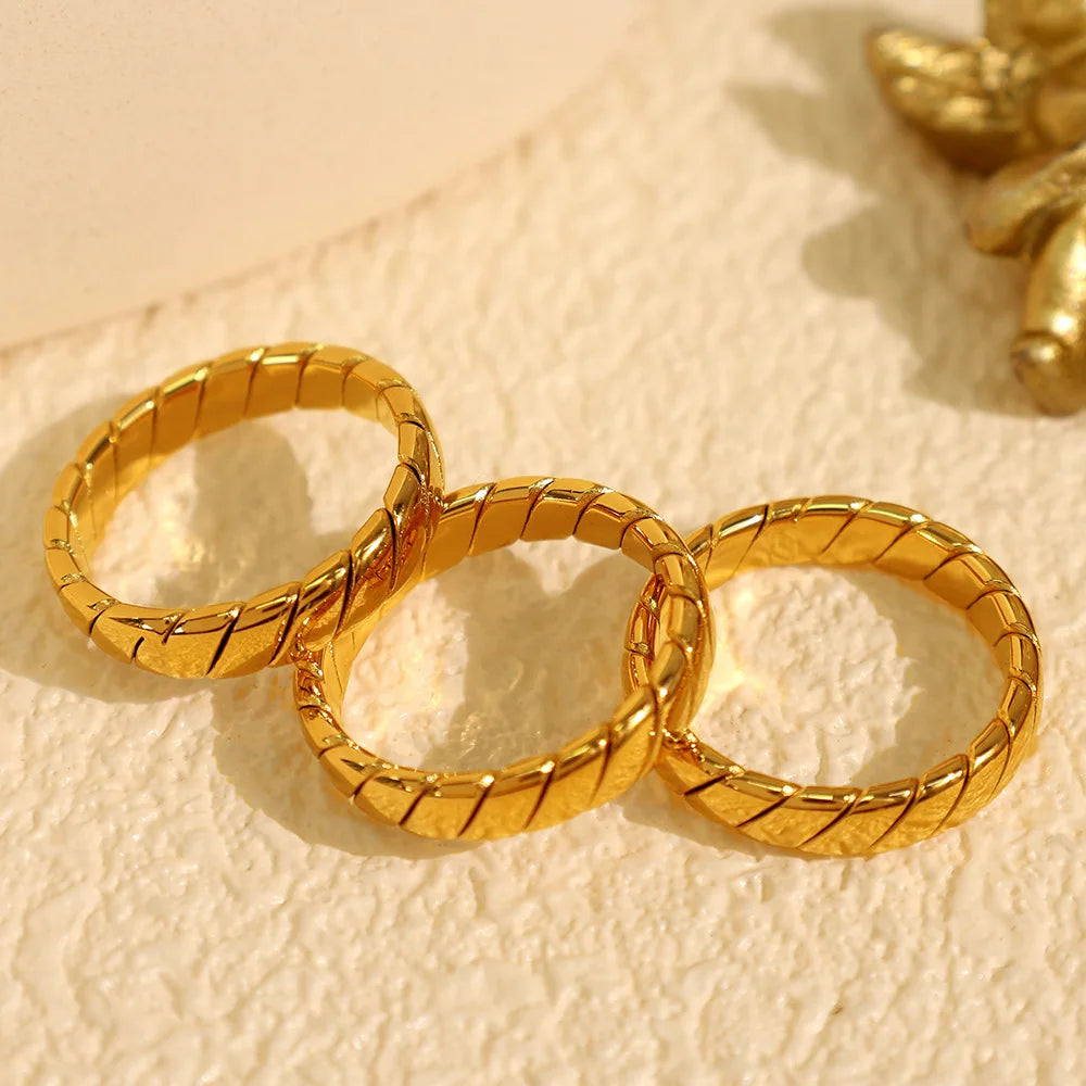 French-style ins minimalist luxury fashion geometric woven textured simple ring, high-end feeling ring