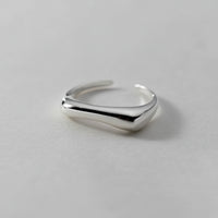 Arc Geometry Ring
